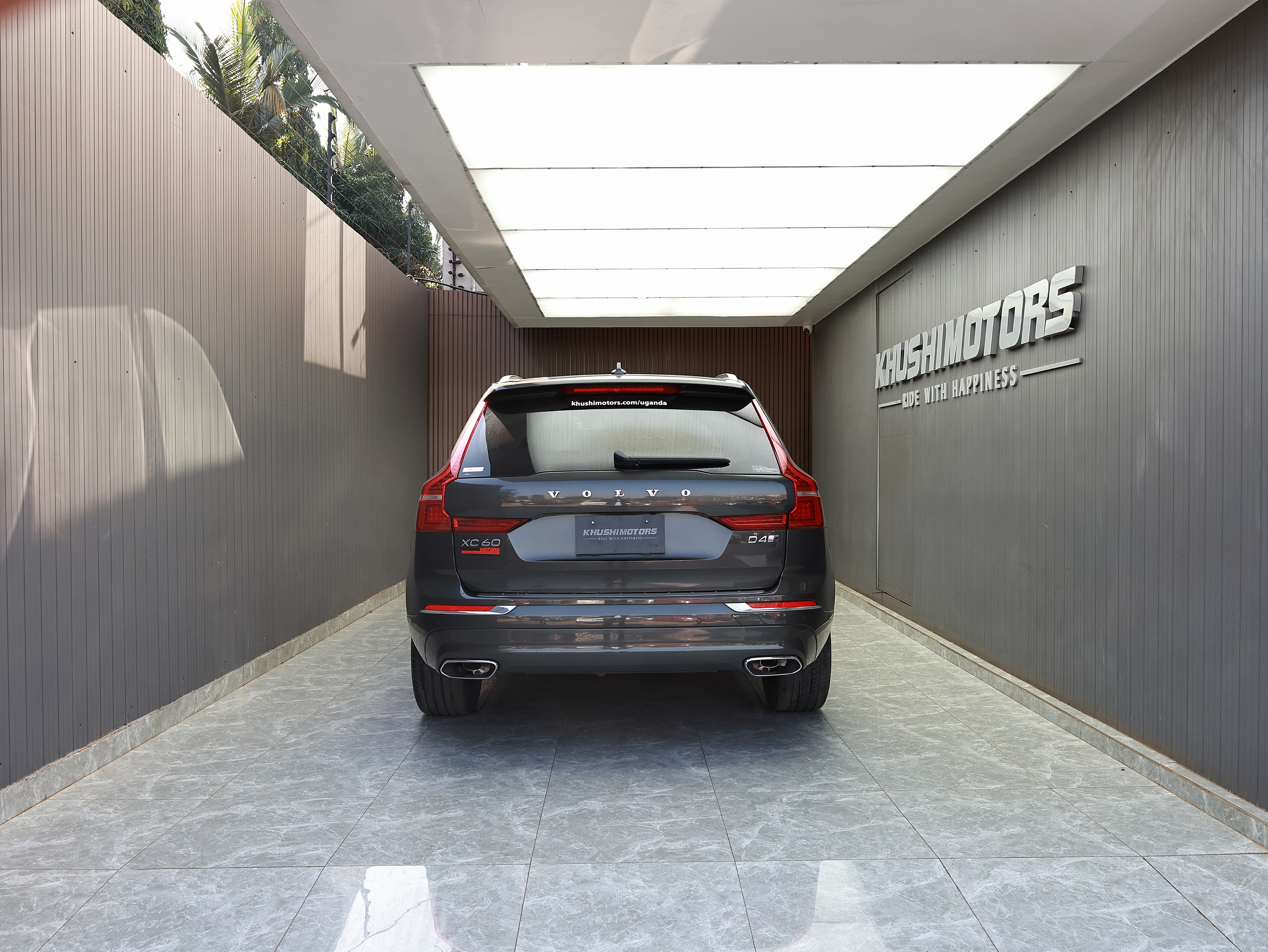 2018 Volvo XC60 D4 image-5