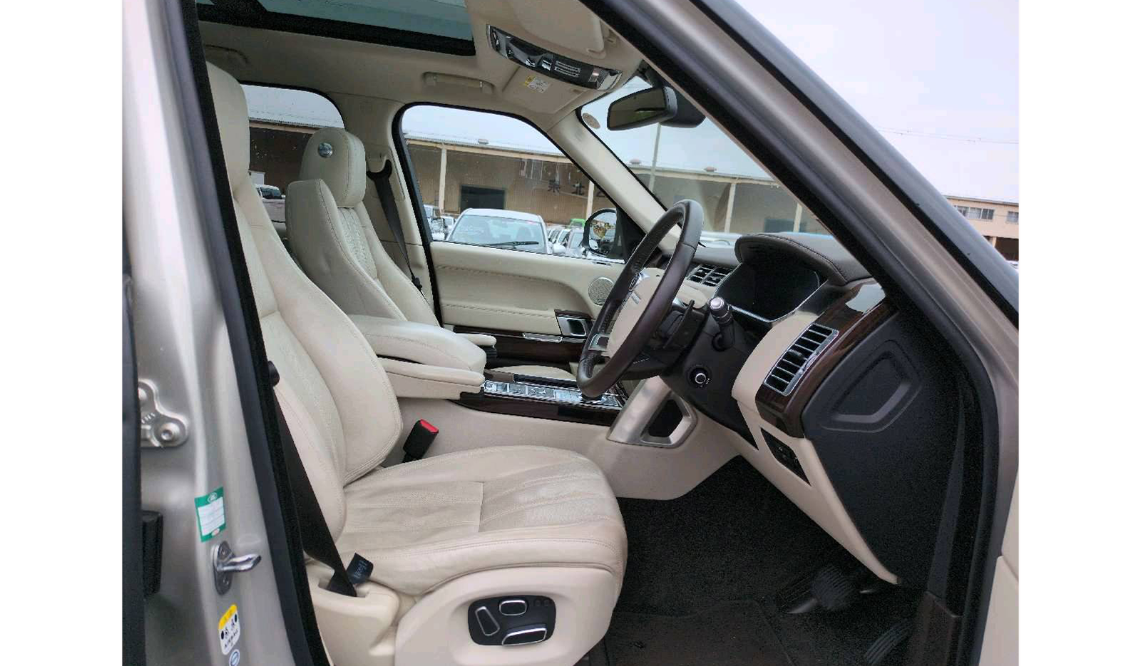 2014 Land Rover Range Rover 3.0 V6 Supercharged Vogue image-5