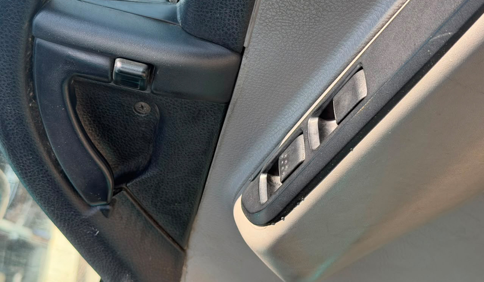 2019 Mitsubishi Canter LONG WIDE 2TON image-9