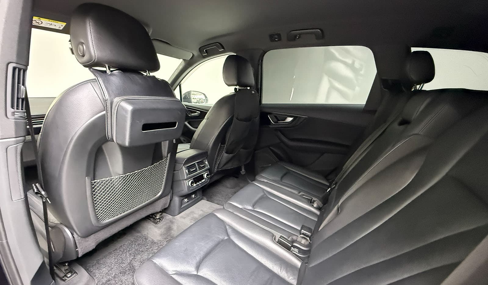 2019 Audi Q7 BLACK STYLING image-9