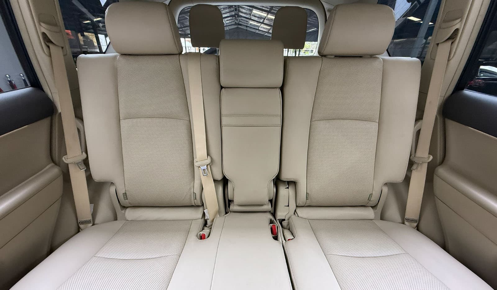 2021 Toyota Land Cruiser Prado VXL image-9