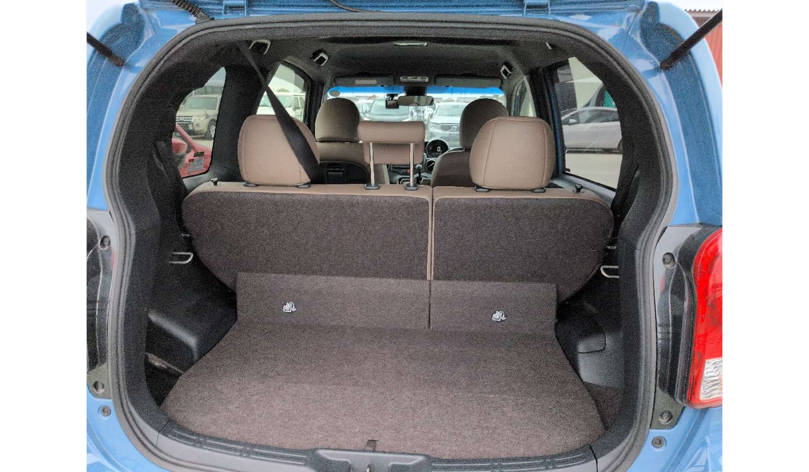2019 Toyota Porte image-9