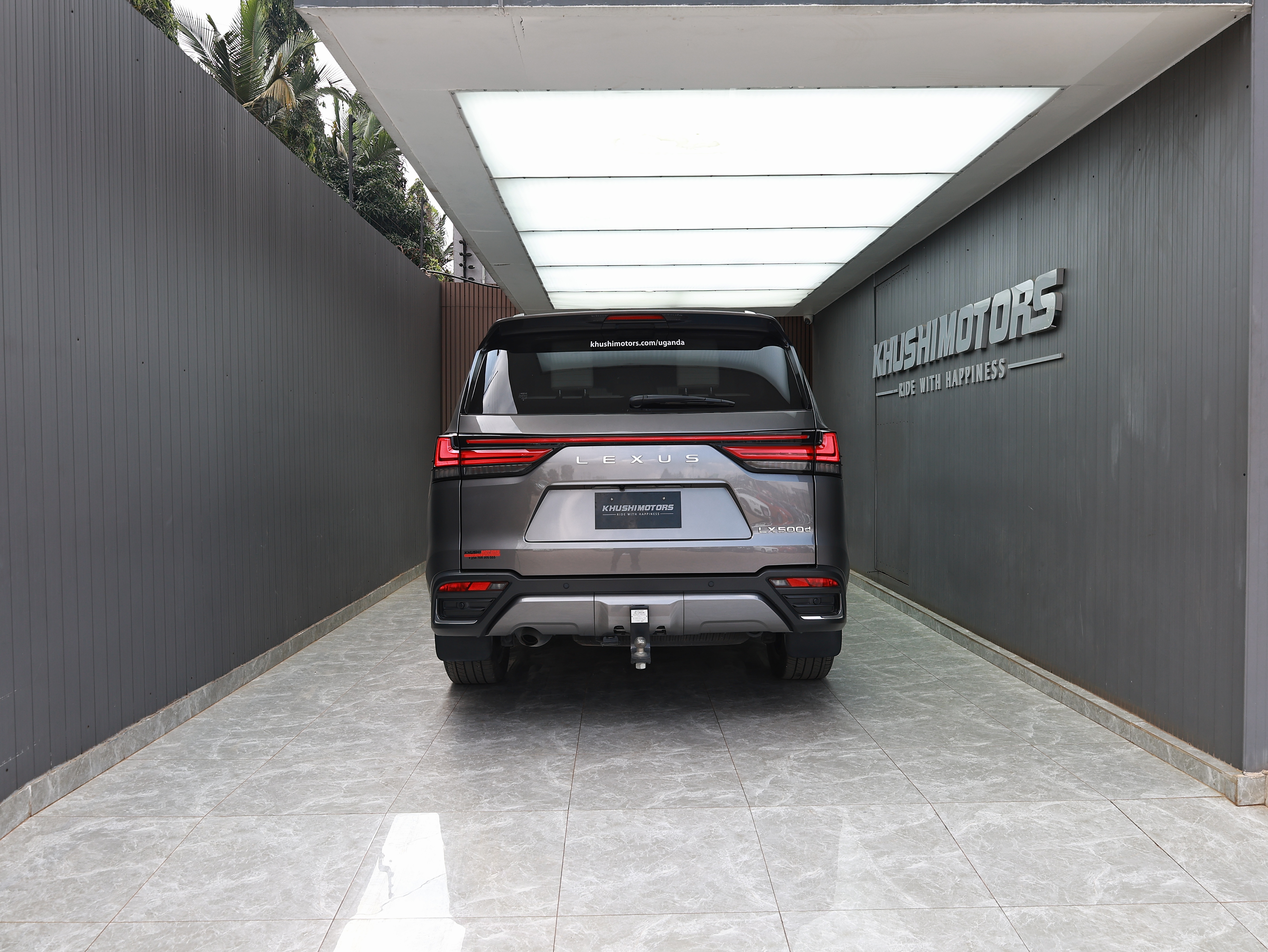 2023 Lexus Lx500d image-5