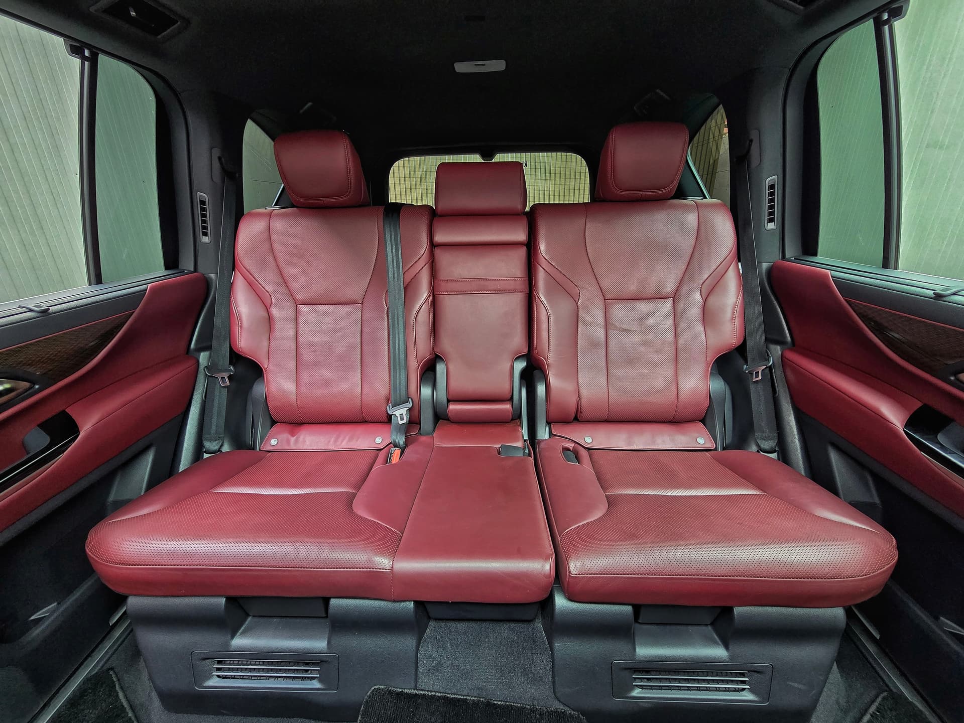 2022 Lexus Lx500d image-15