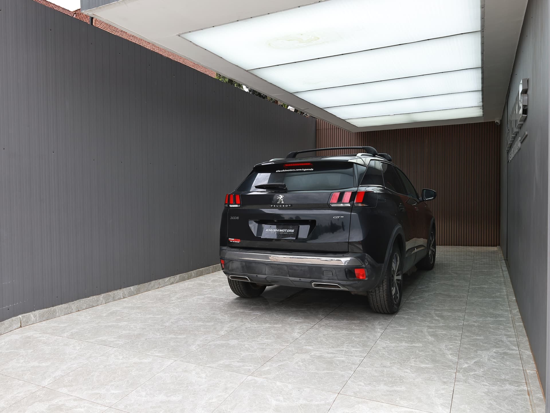 2017 Peugeot 3008 Gt Blue Dhi image-4