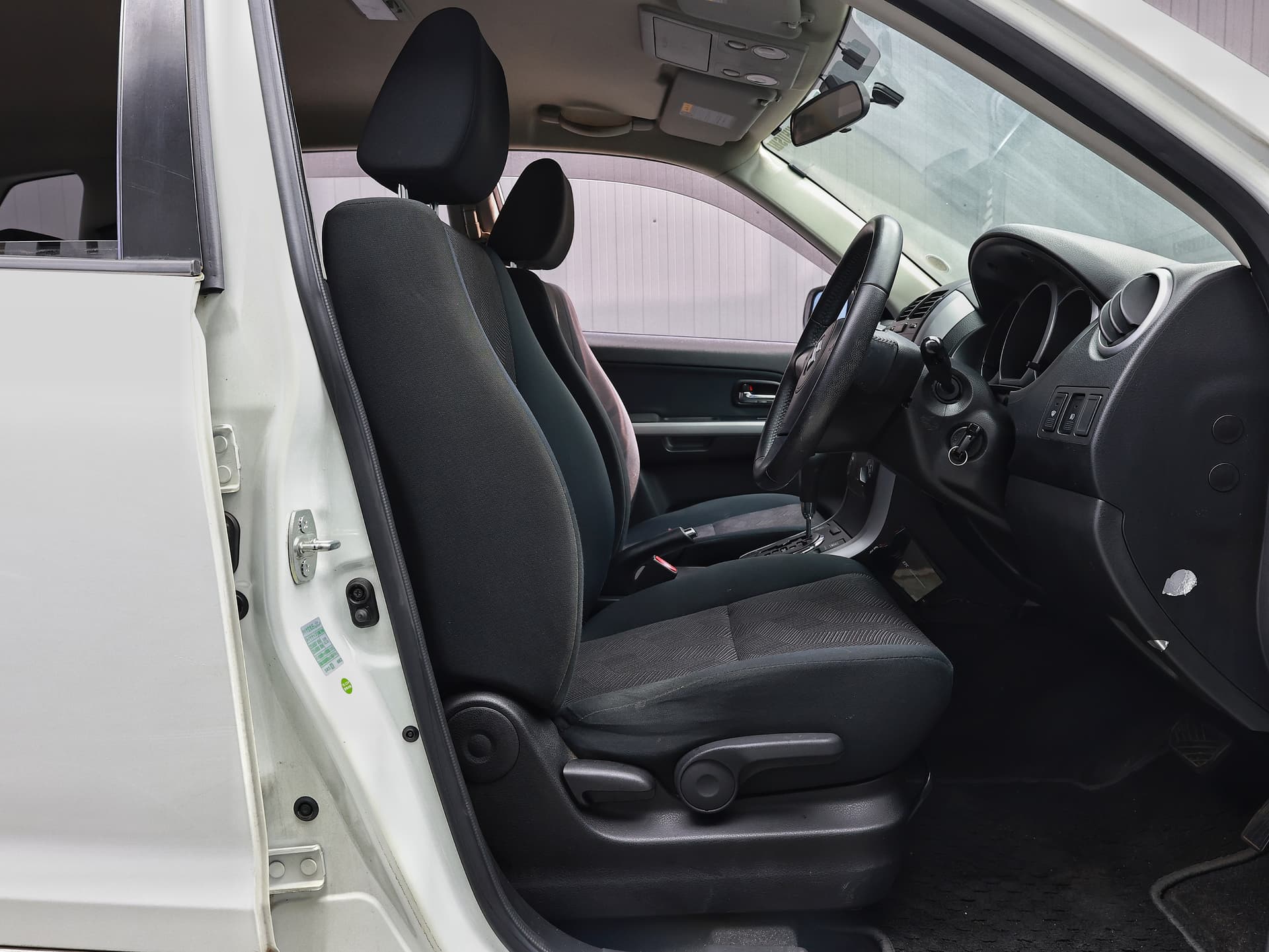 2016 Suzuki Escudo 2.4 XG image-7