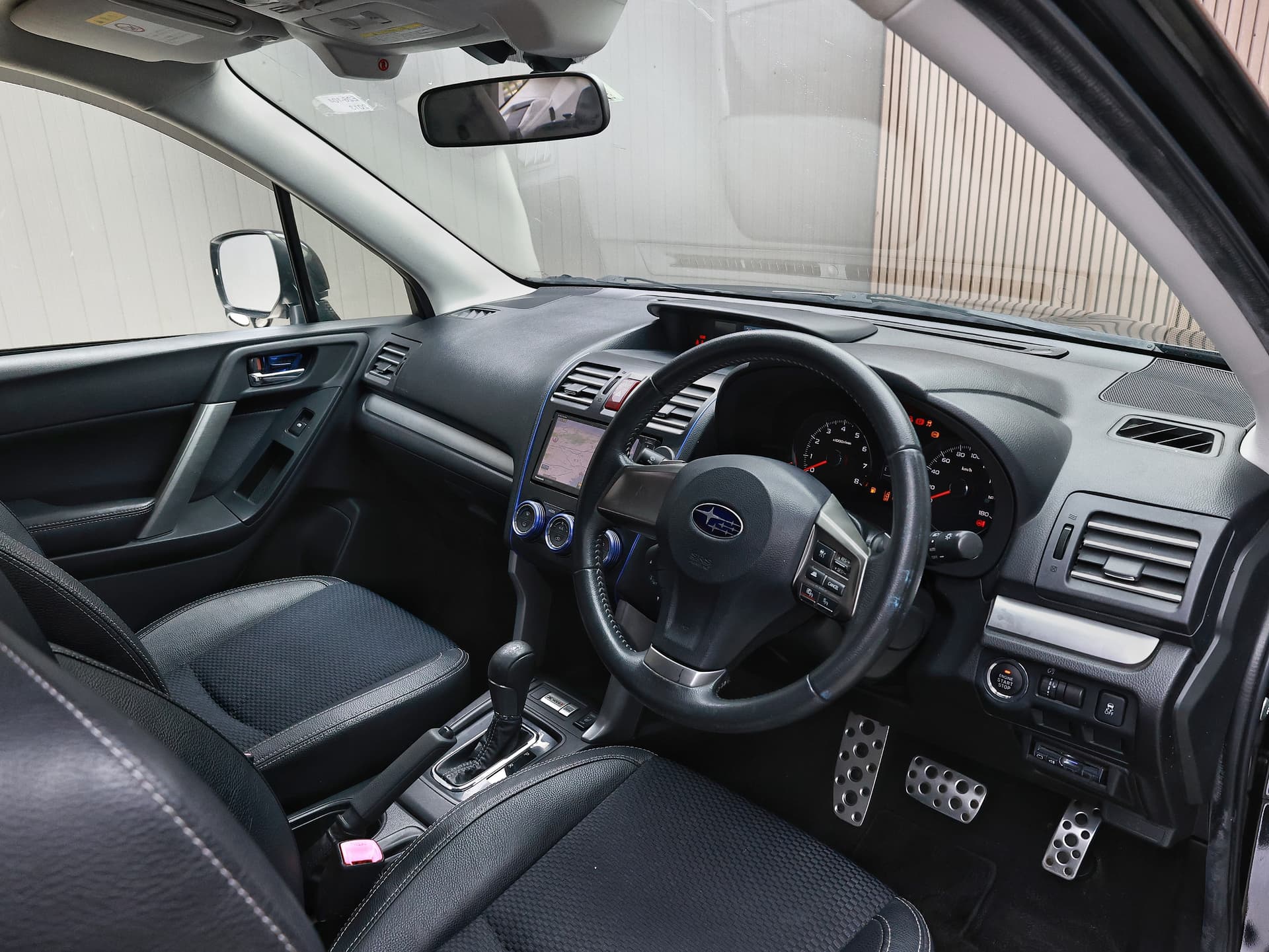 2013 Subaru Forester 2.0 XT Eye Sight image-12
