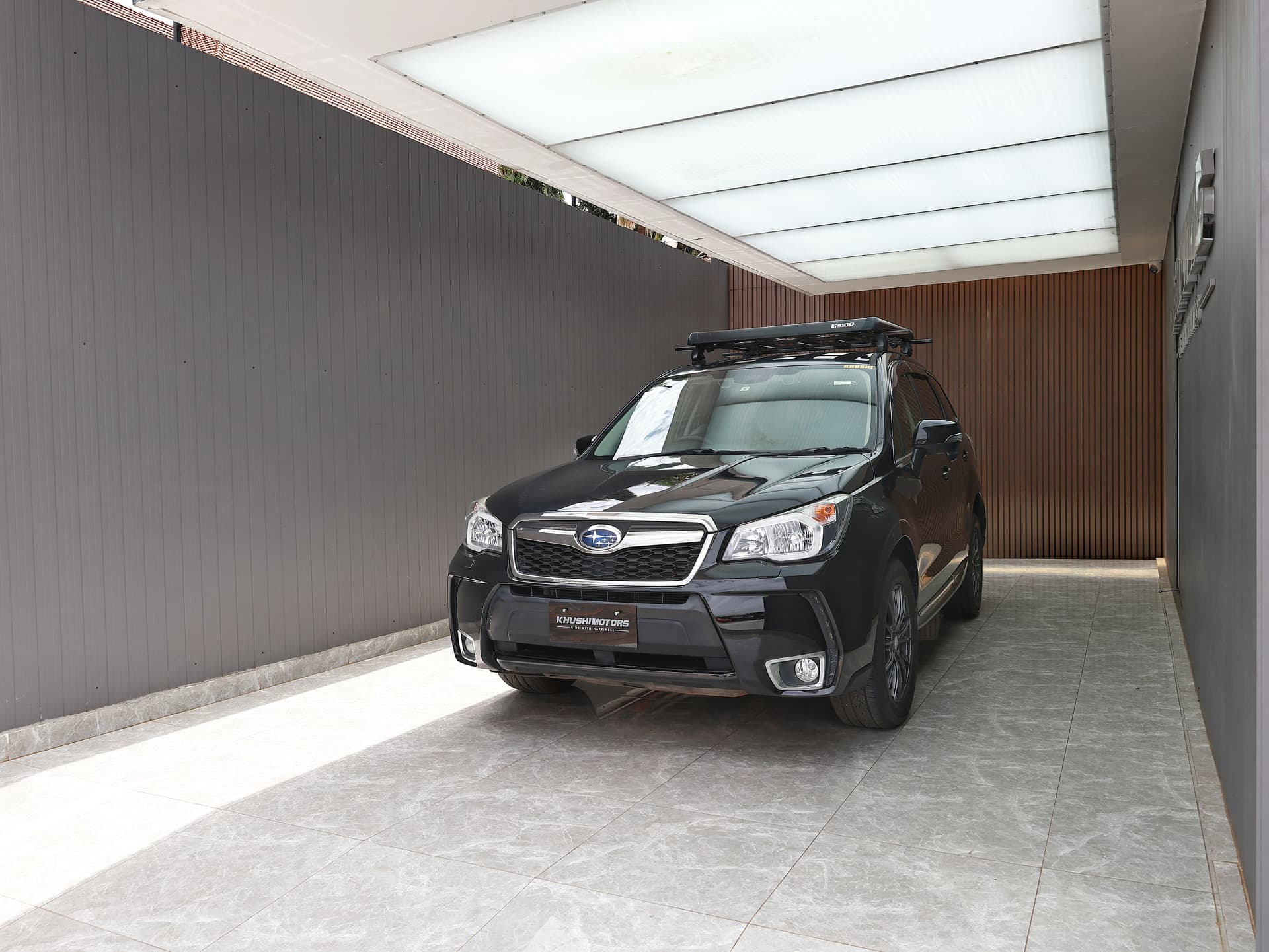 2013 Subaru Forester 2.0 XT Eye Sight image-3