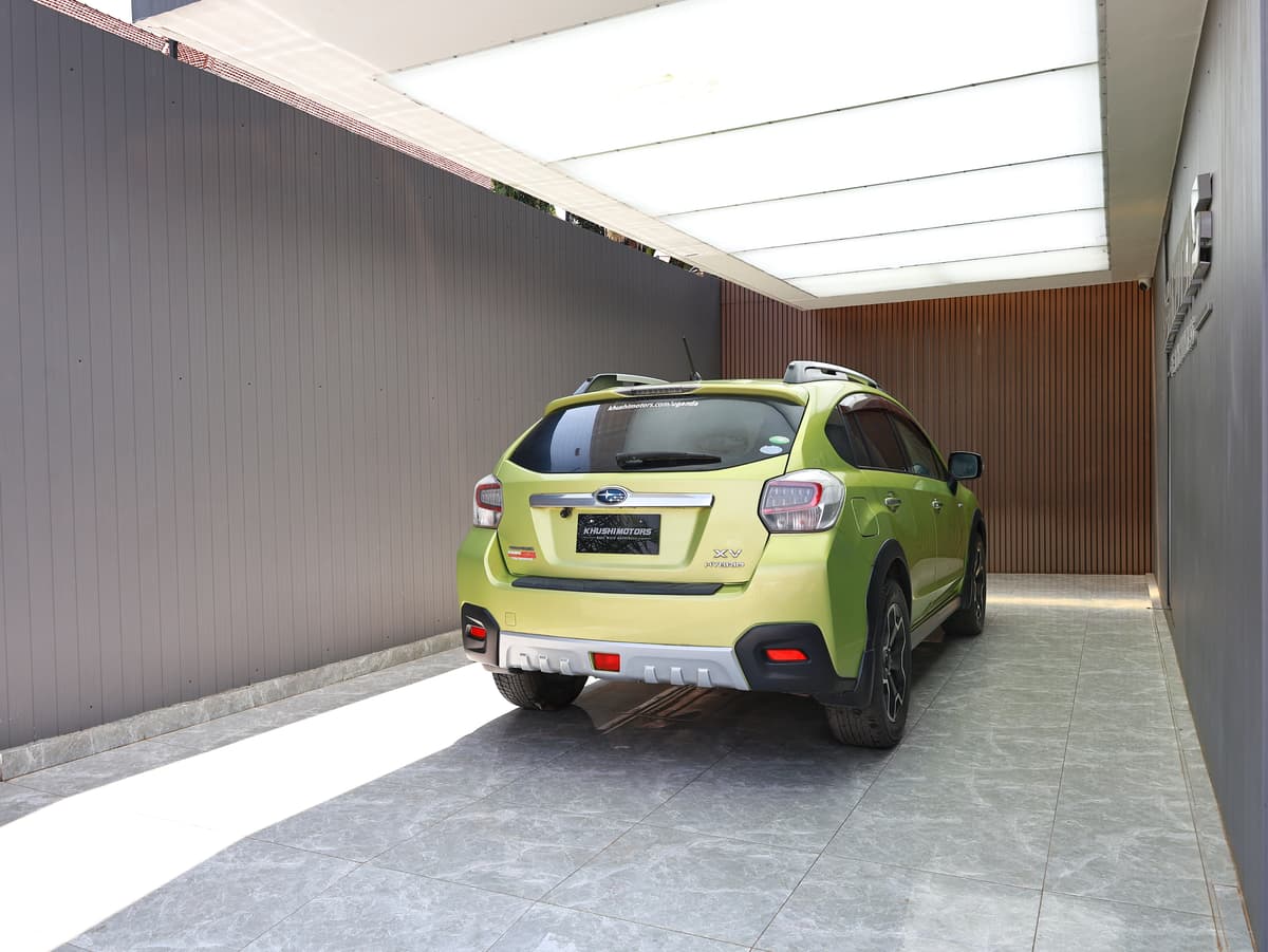 2013 Subaru ImprezaXV L Eyesight image-4
