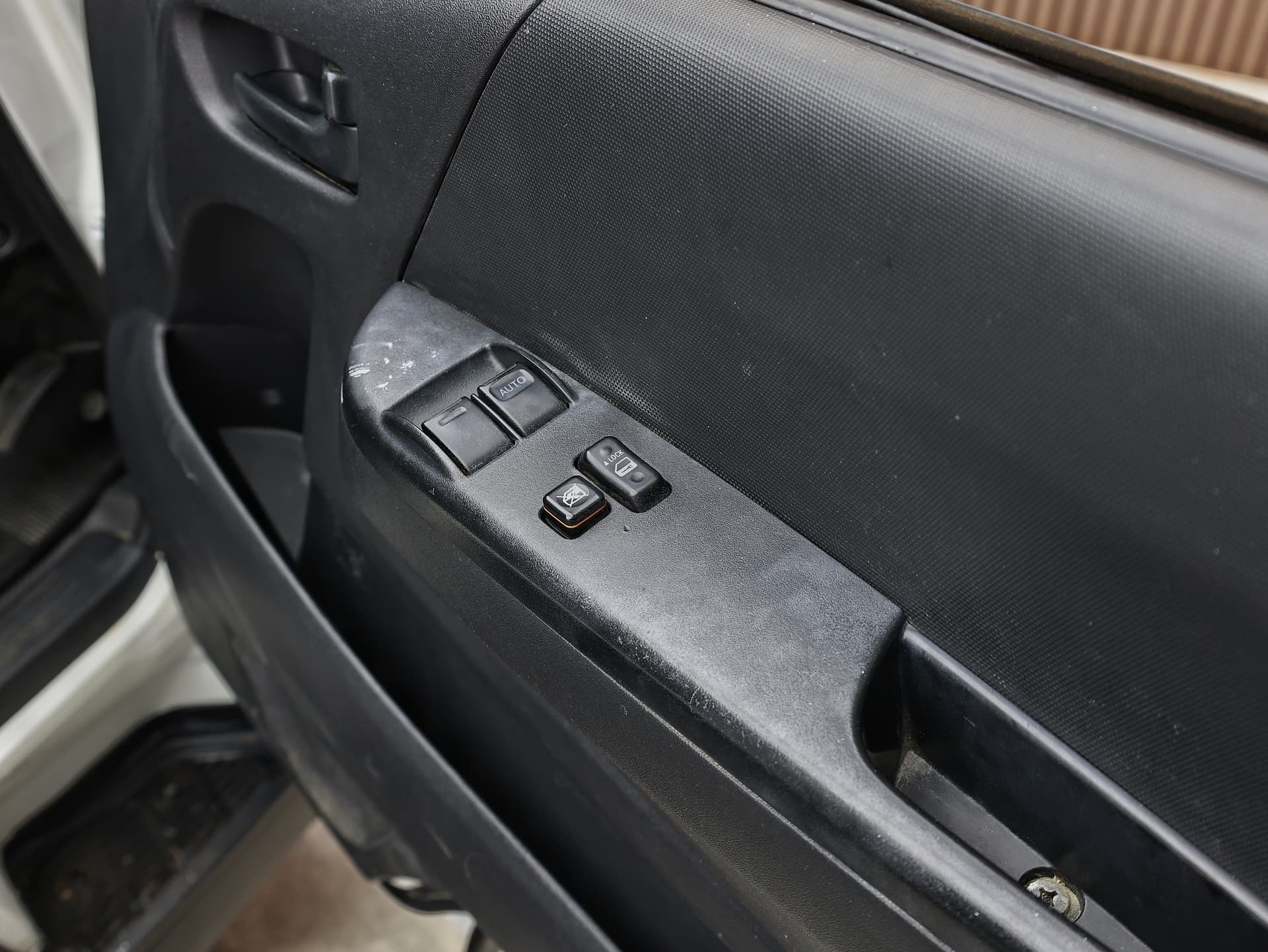 2013 Toyota Hiace Long DX image-11