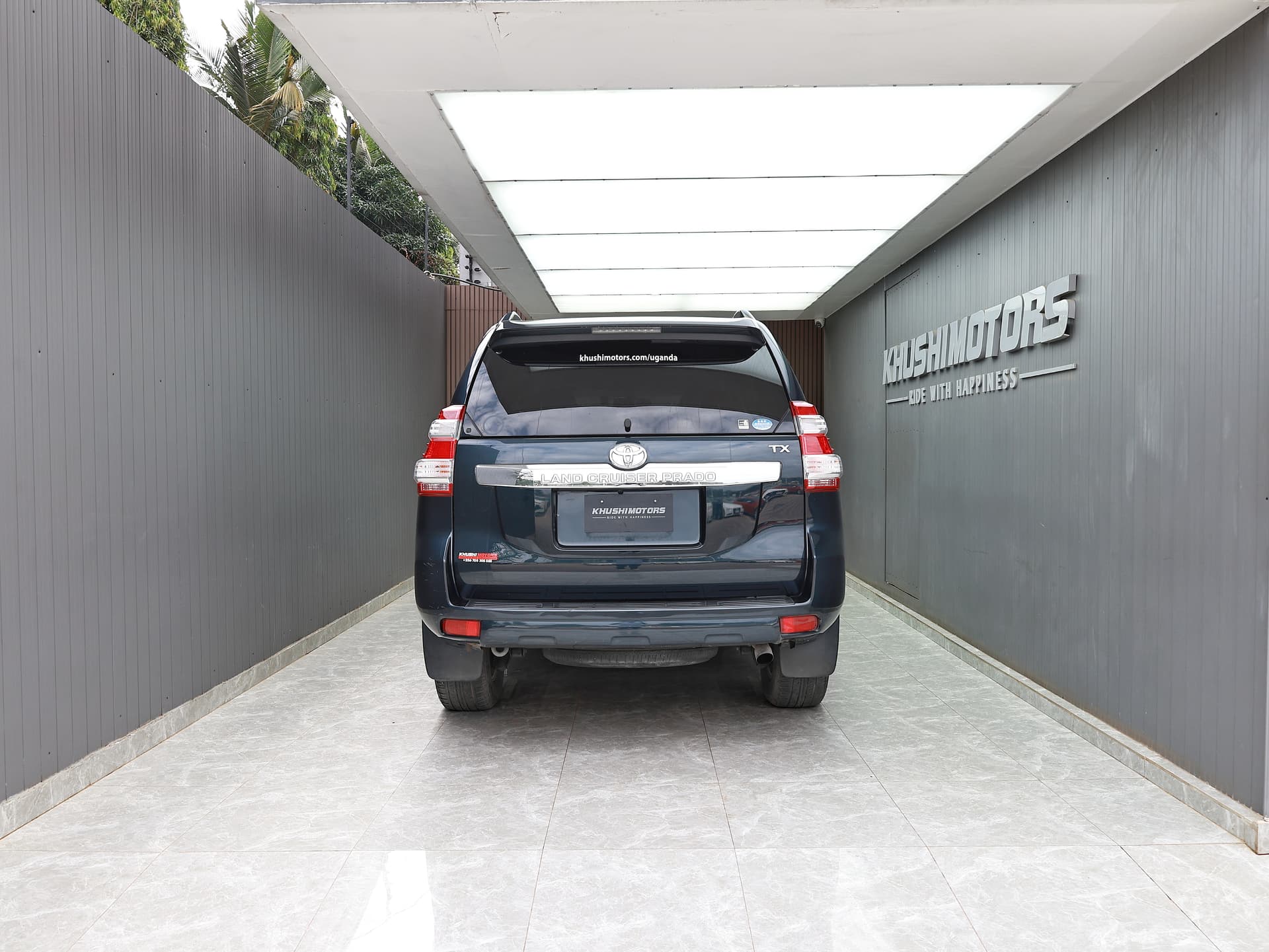 2017 Toyota Land Cruiser Prado TX image-5