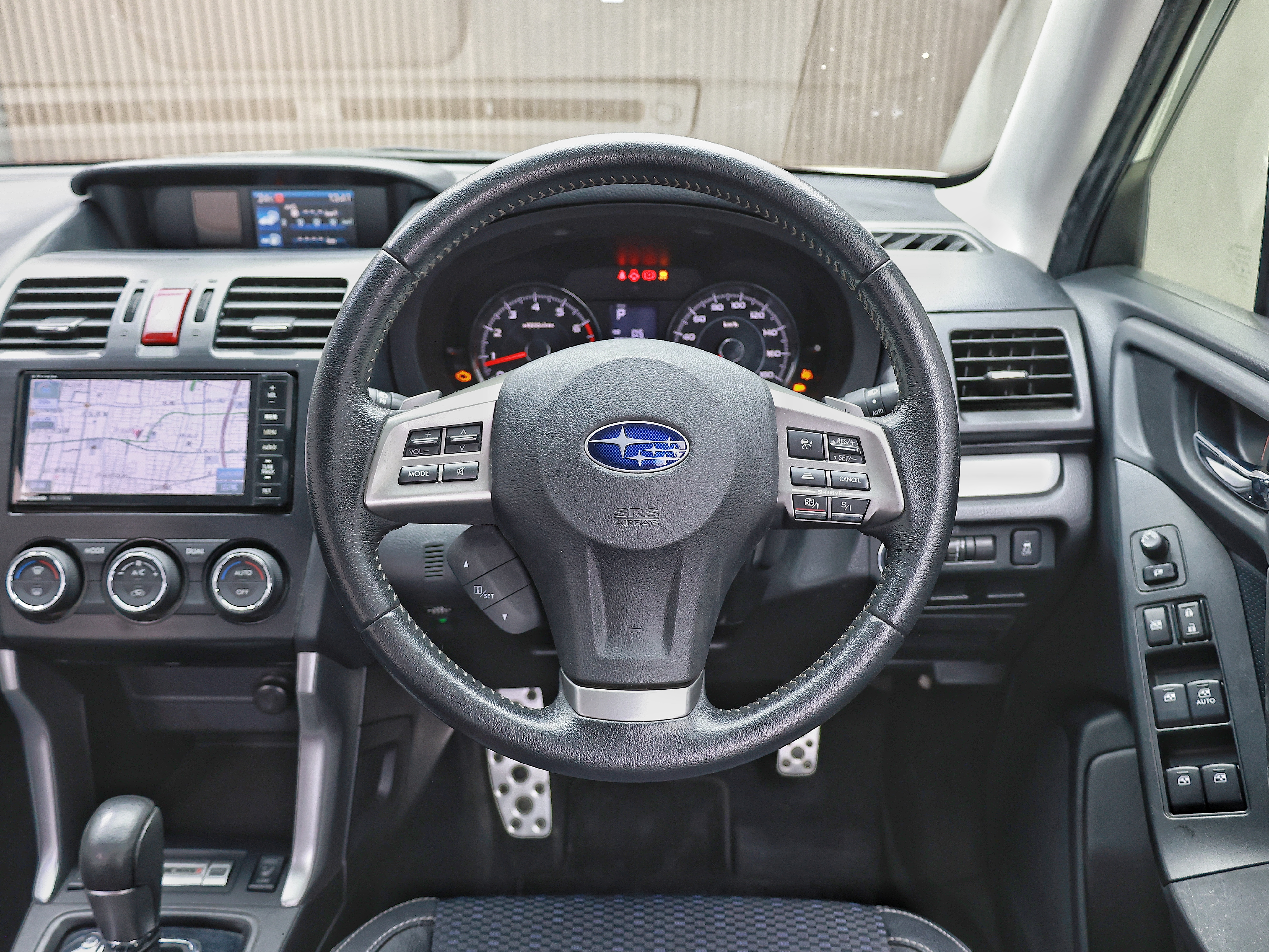 2013 Subaru Forester 2.0XT EYESIGHT image-9