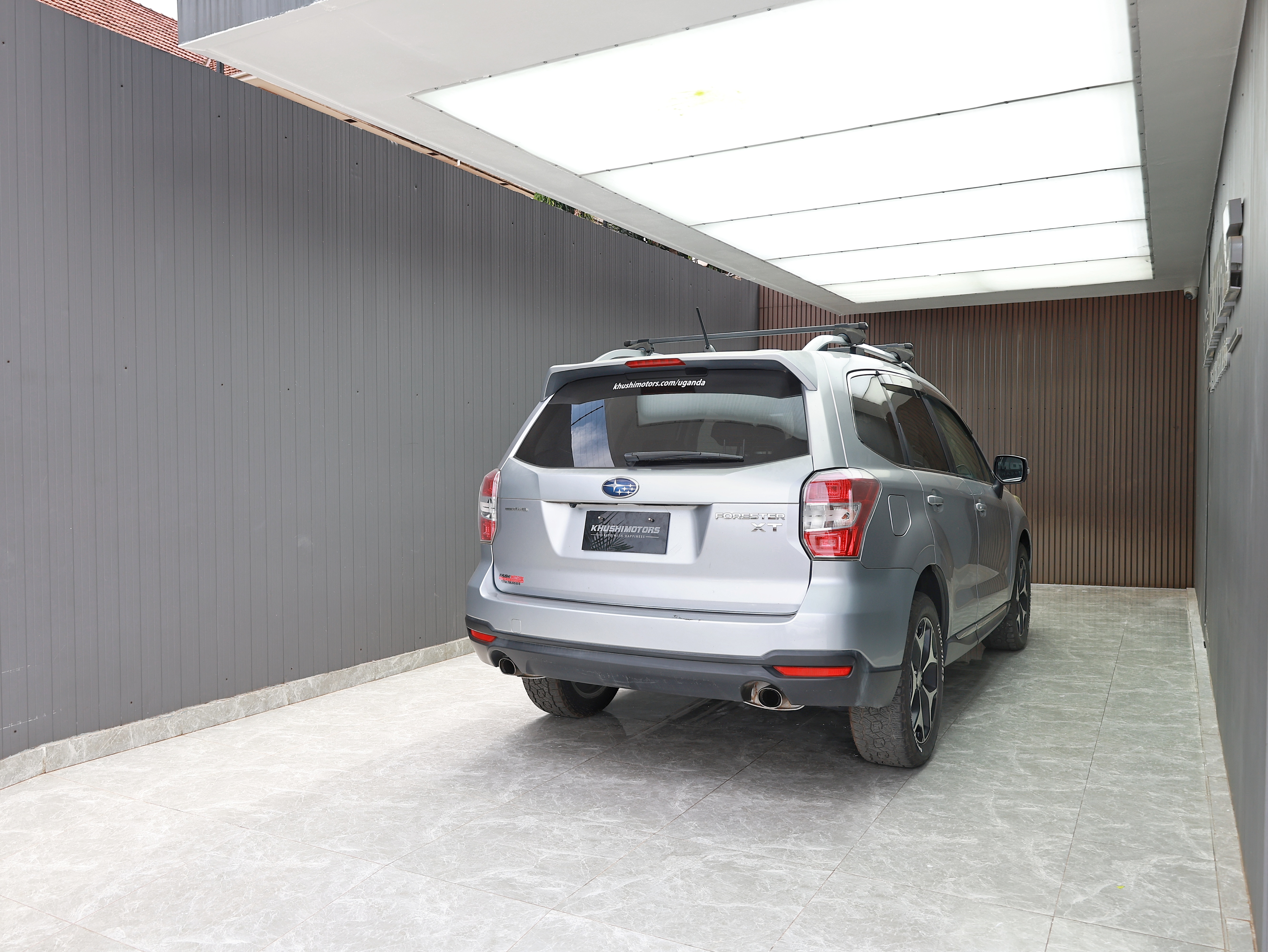 2013 Subaru Forester 2.0XT EYESIGHT image-4