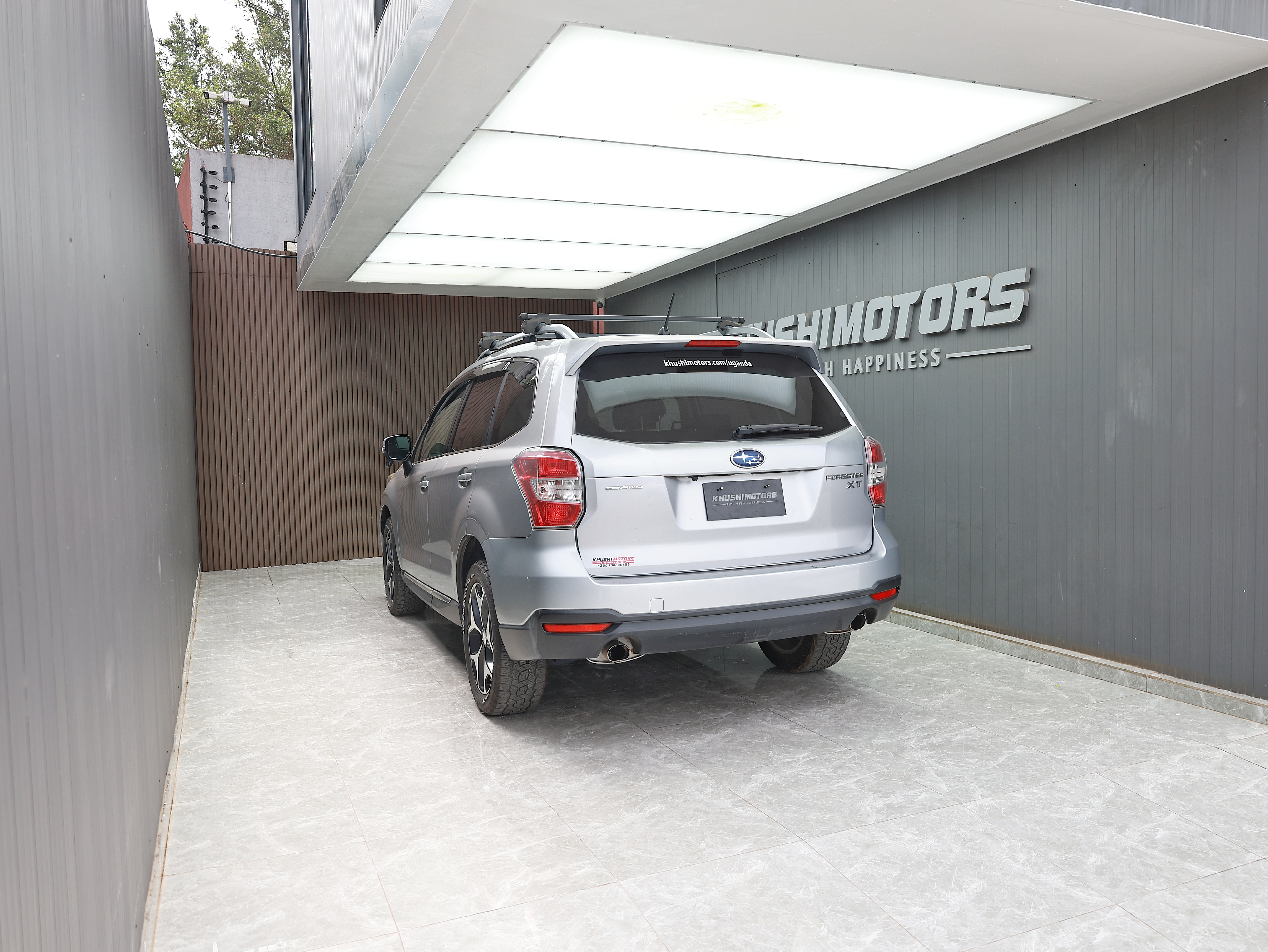 2013 Subaru Forester 2.0XT EYESIGHT image-6