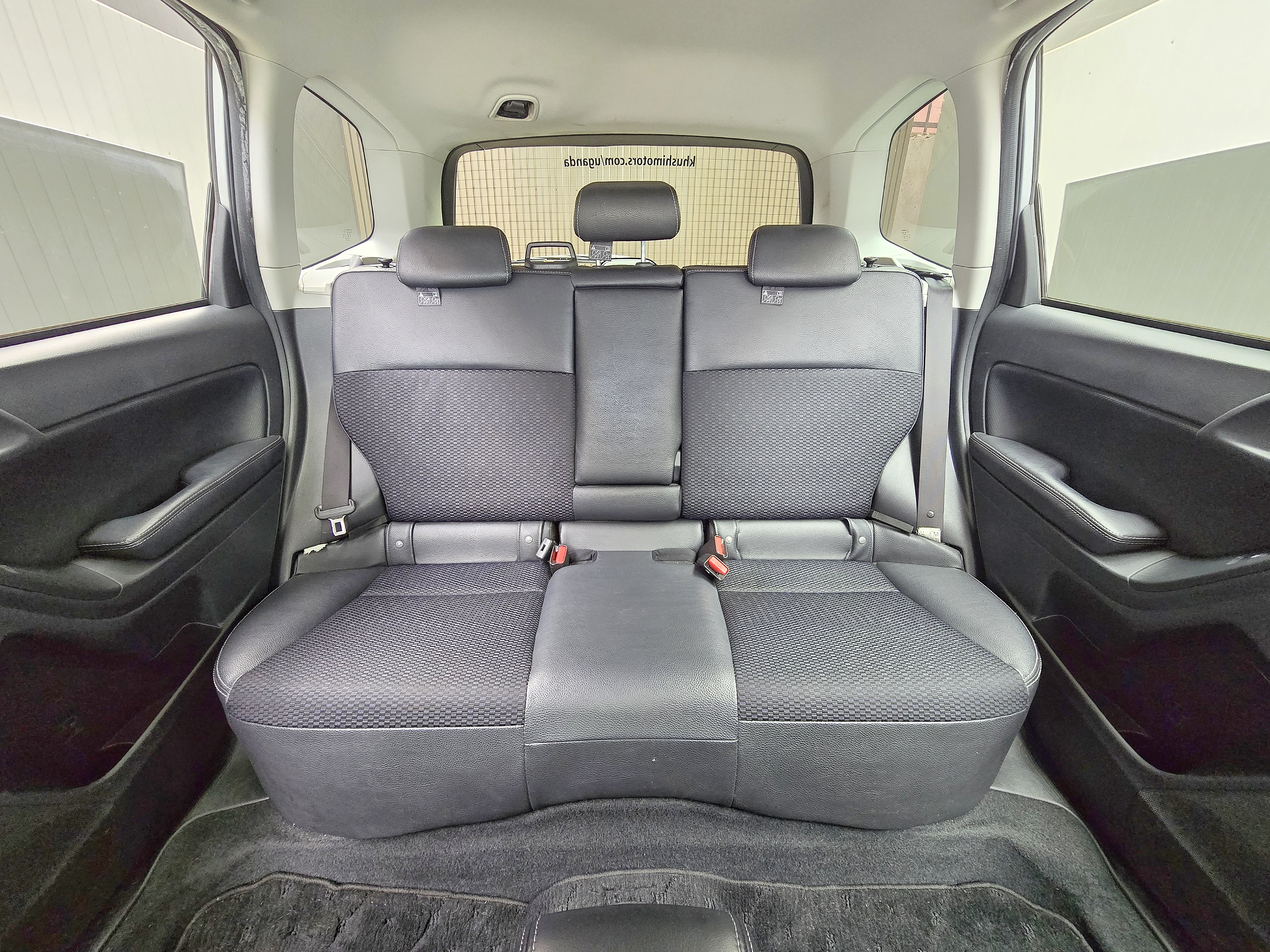 2013 Subaru Forester 2.0XT EYESIGHT image-11