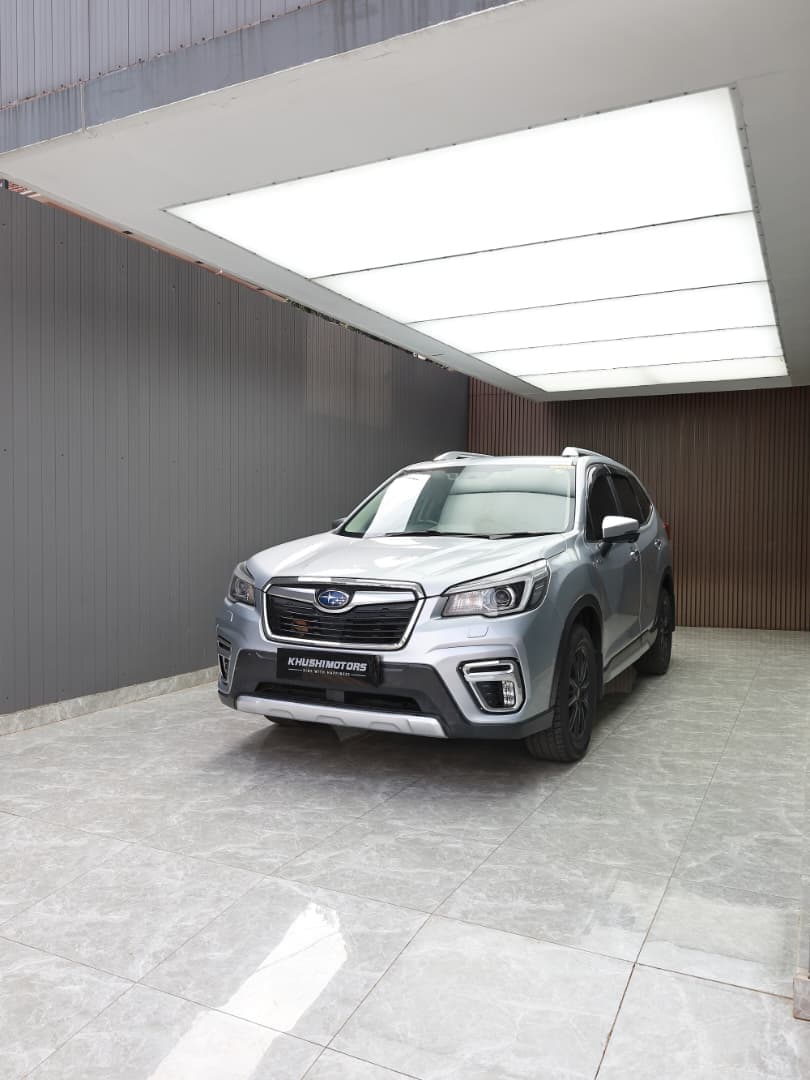 2018 Subaru Forester image-3
