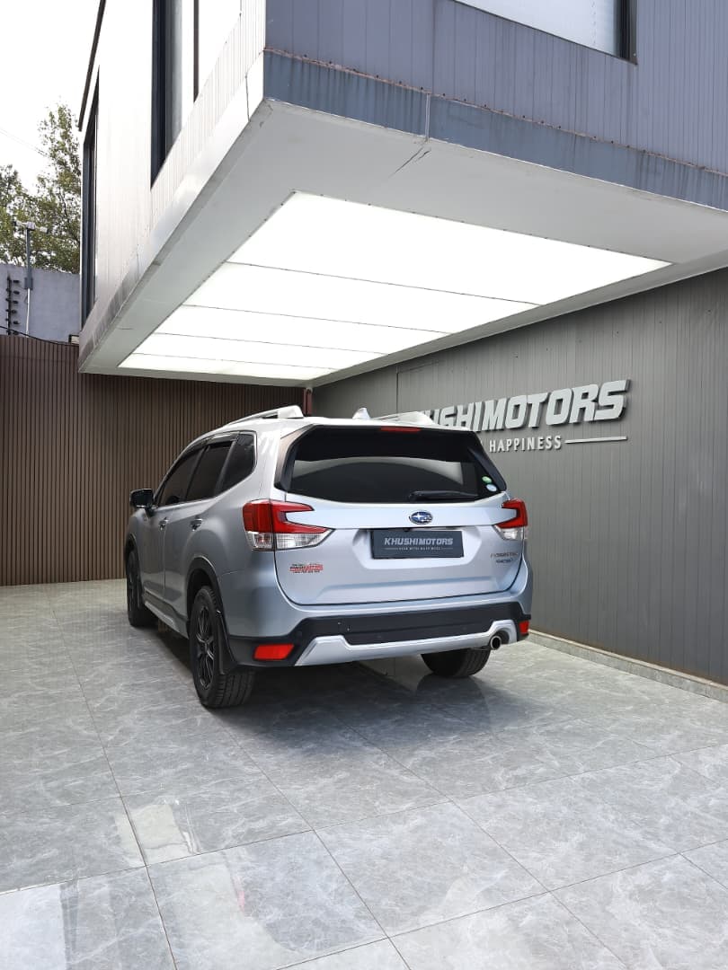 2018 Subaru Forester image-6
