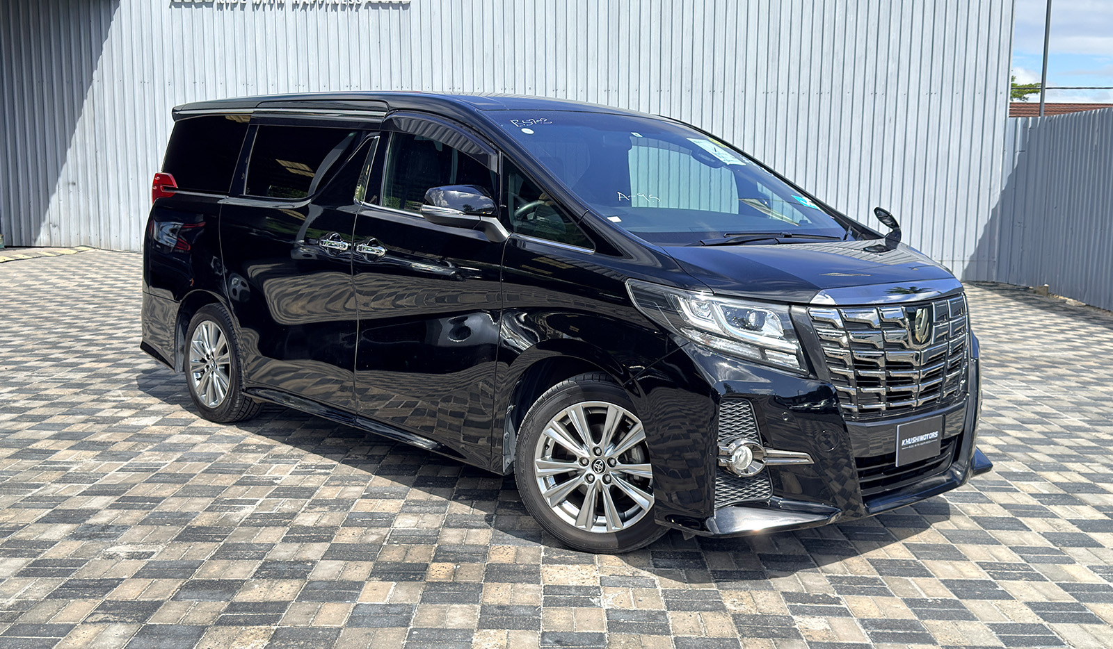 2016 Toyota Alphard SA PKG image-1