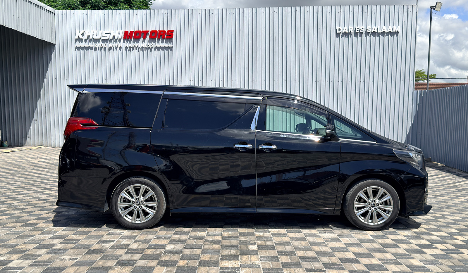 2016 Toyota Alphard SA PKG image-7
