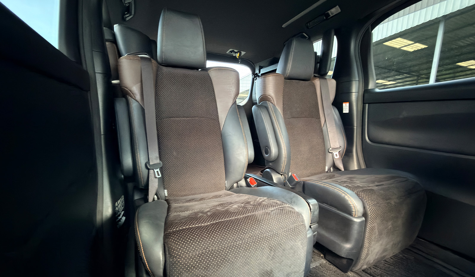 2016 Toyota Alphard SA PKG image-11