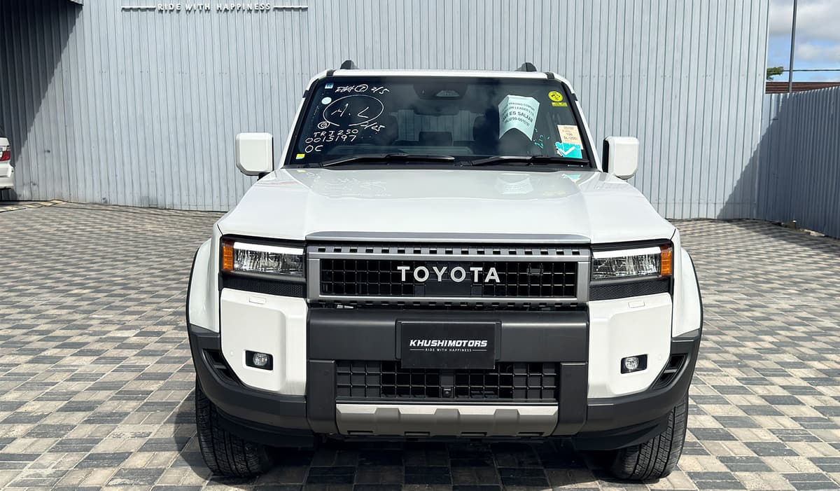 2024 Toyota Land Cruiser 250 VX image-2