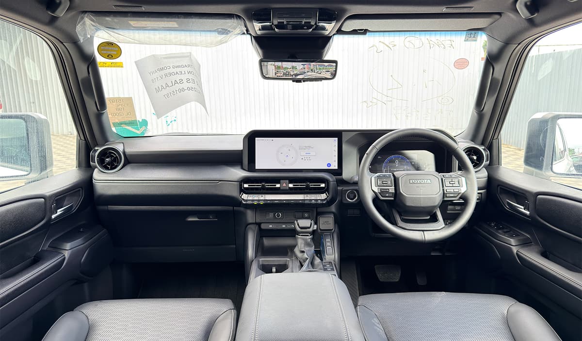 2024 Toyota Land Cruiser 250 VX image-8