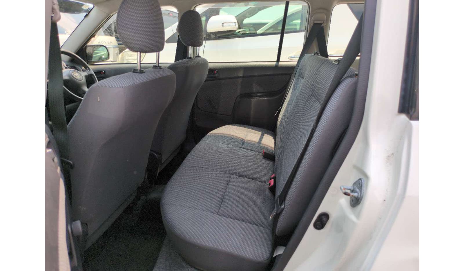 2013 Toyota Succeed Van UL image-8