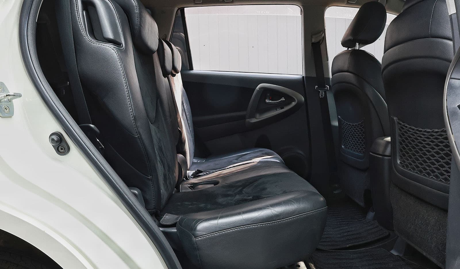 2012 Toyota Vanguard image-12