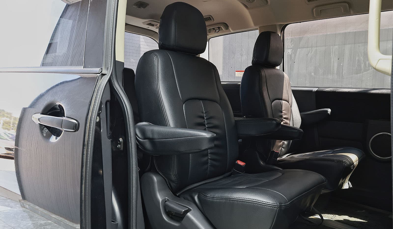 2013 Mitsubishi Delica D5 D POWER PKG image-12