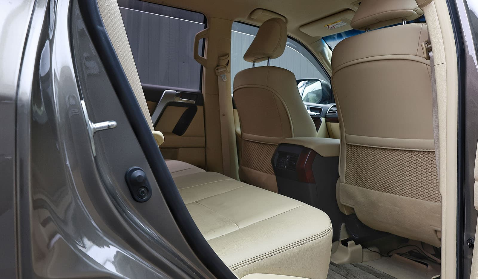 2017 Toyota Land Cruiser Prado image-11