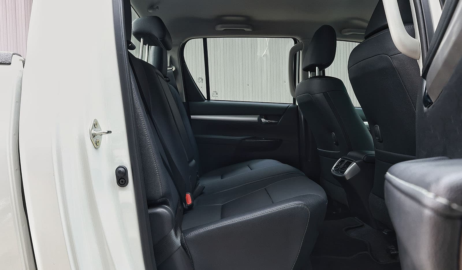2026 Toyota Hilux image-12