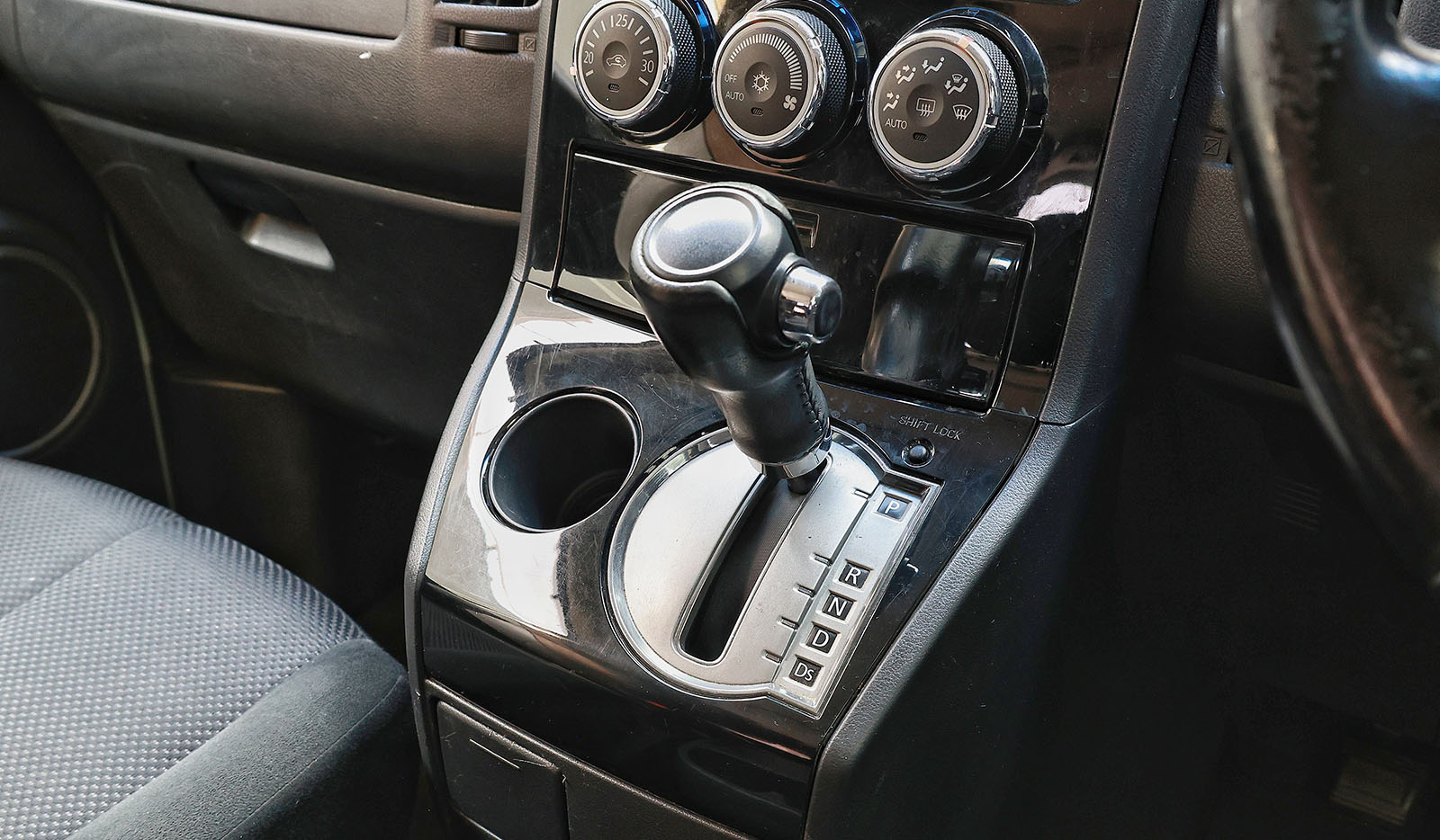 2013 Mitsubishi DelicaD5 Roadest P package image-9