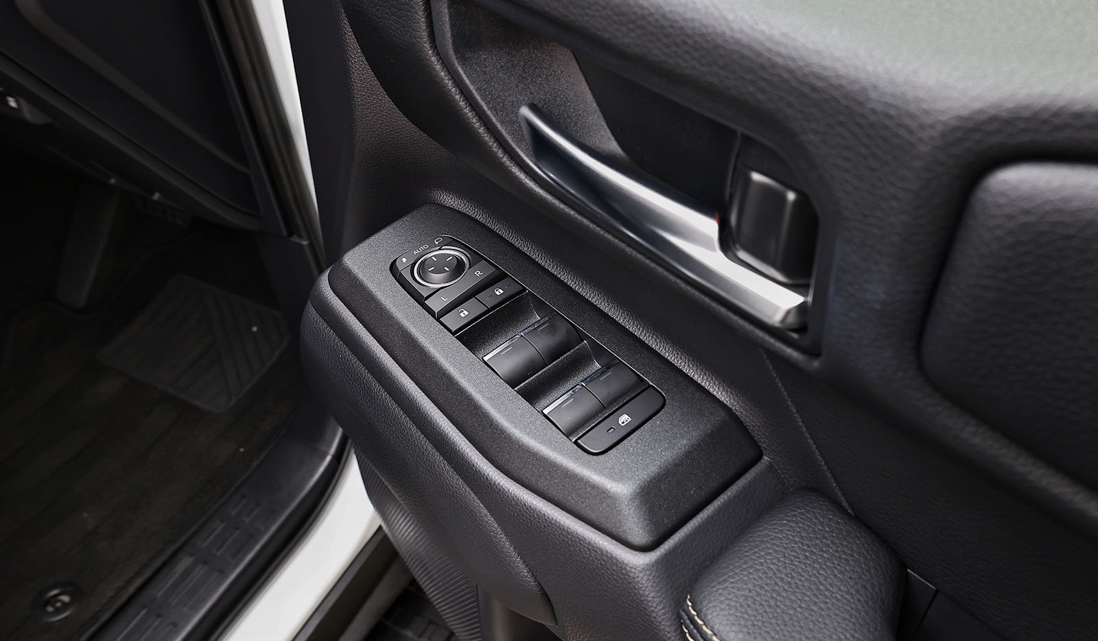2024 Toyota Land Cruiser Prado prado 250 image-10