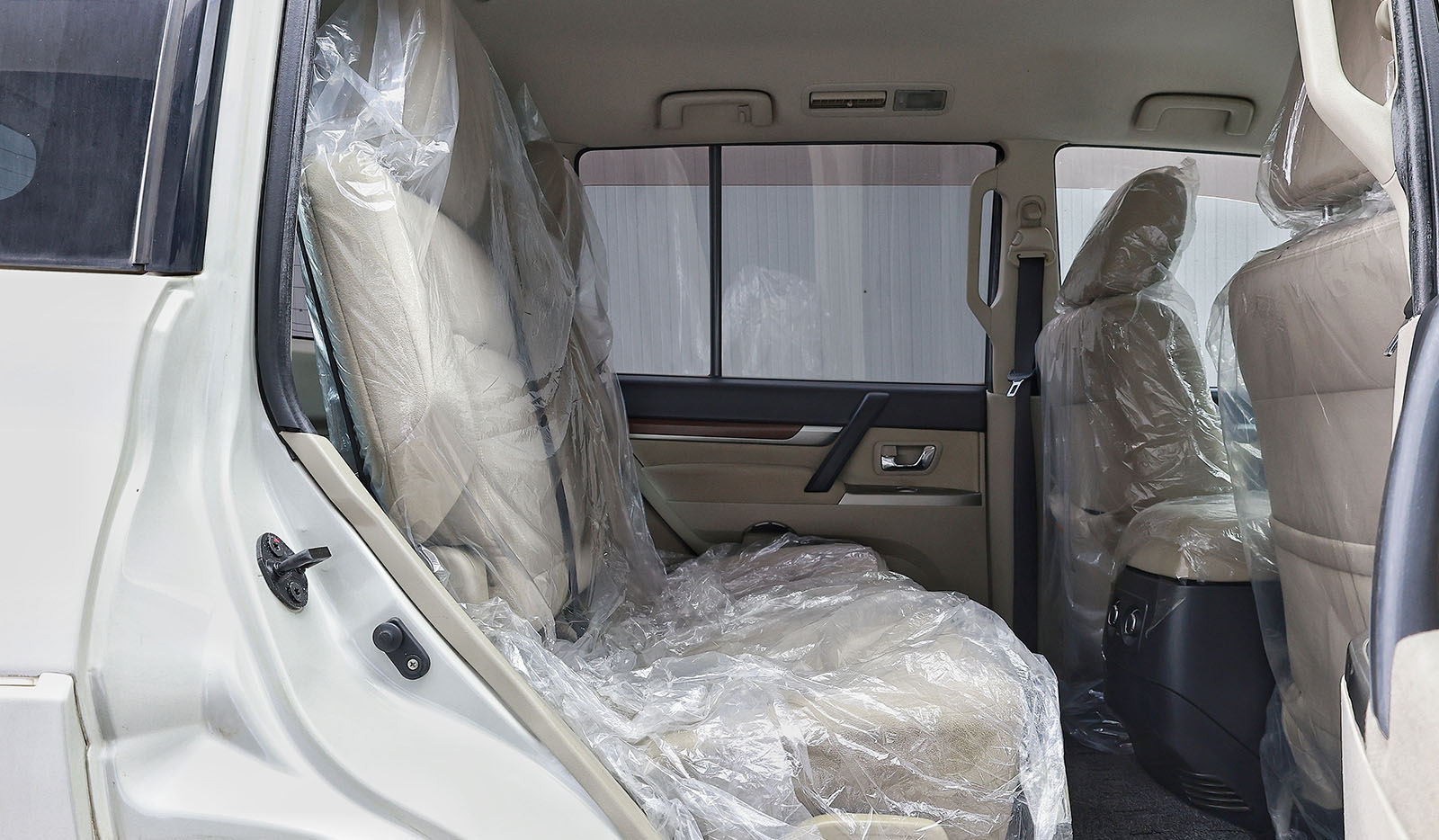 2012 Mitsubishi Pajero Long Exeed image-13