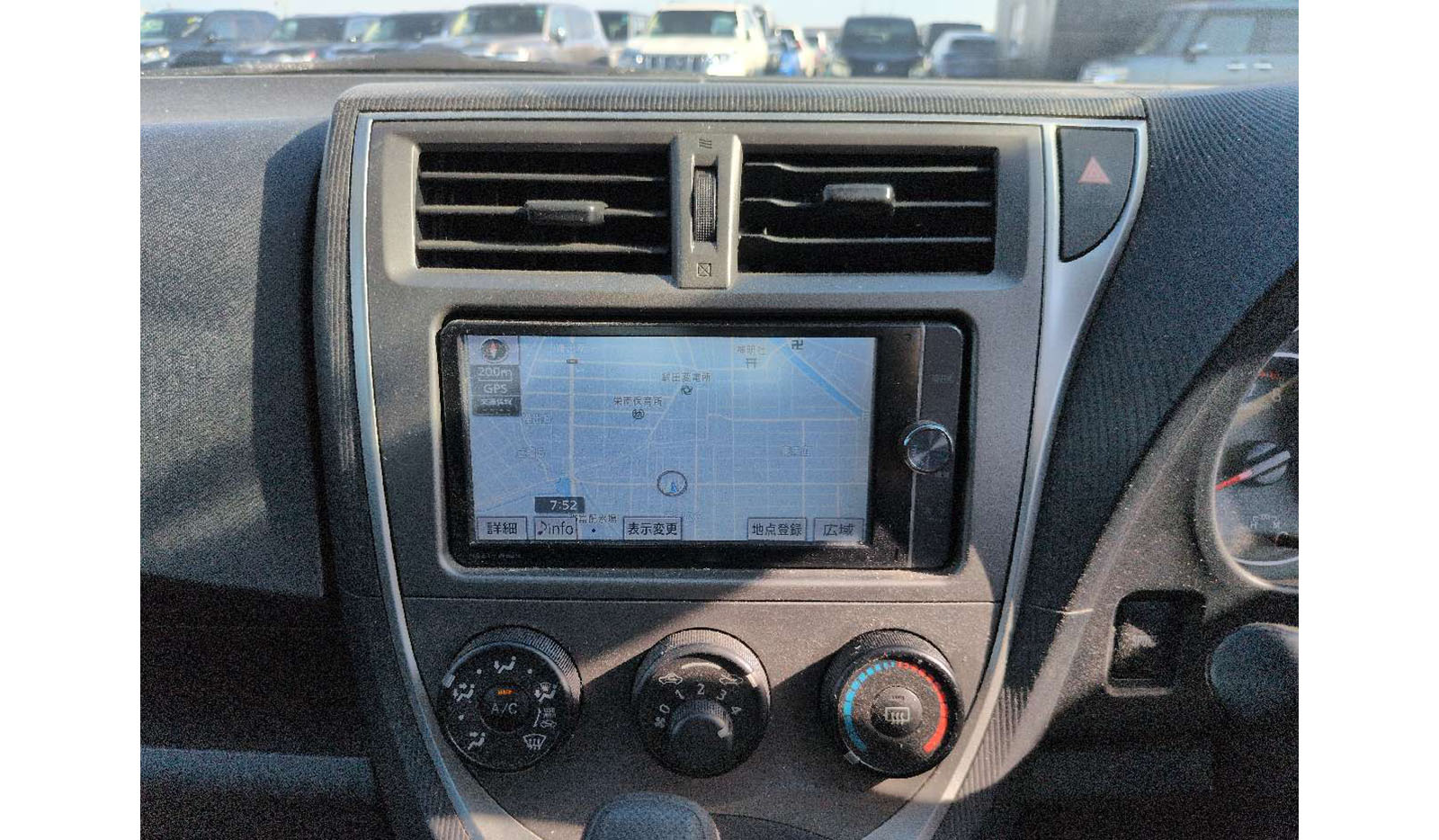 2013 Toyota Ractis X image-7