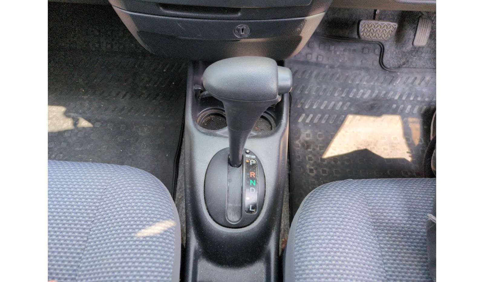 2013 Toyota Succeed Van UL image-7
