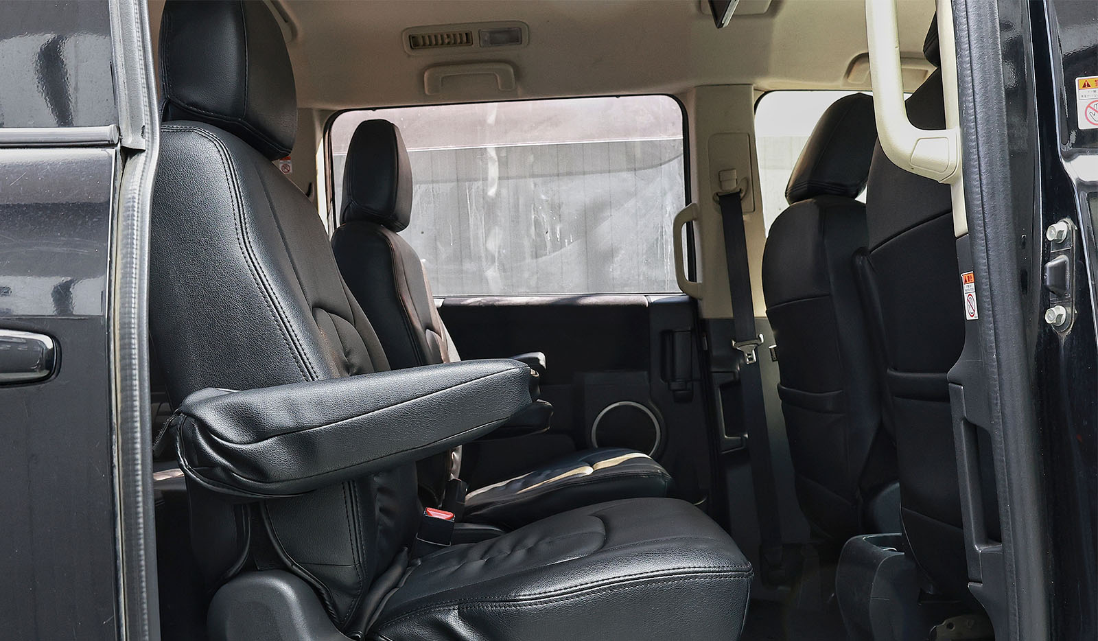 2013 Mitsubishi Delica D5 D POWER PKG image-11