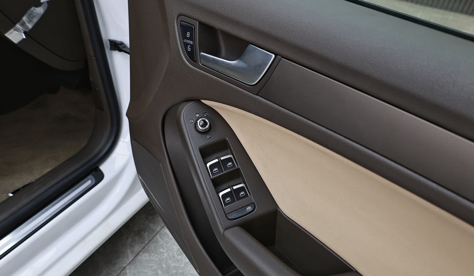 2012 Audi A5 2.0 TFSI Quatro image-10