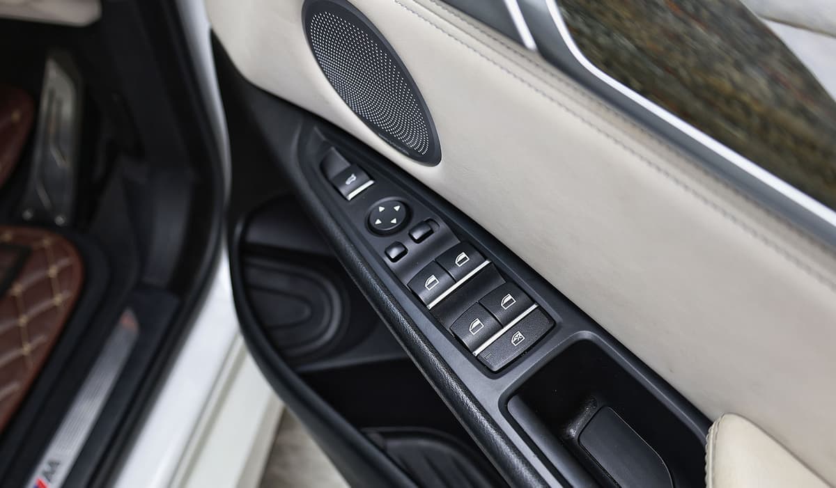 2016 Bmw X6 4WD image-10