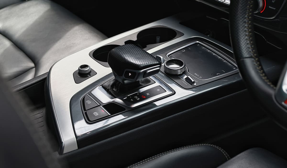 2016 Audi Q7 image-9