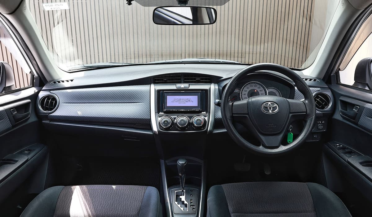 2013 Toyota Corolla Fielder 1.5X image-9
