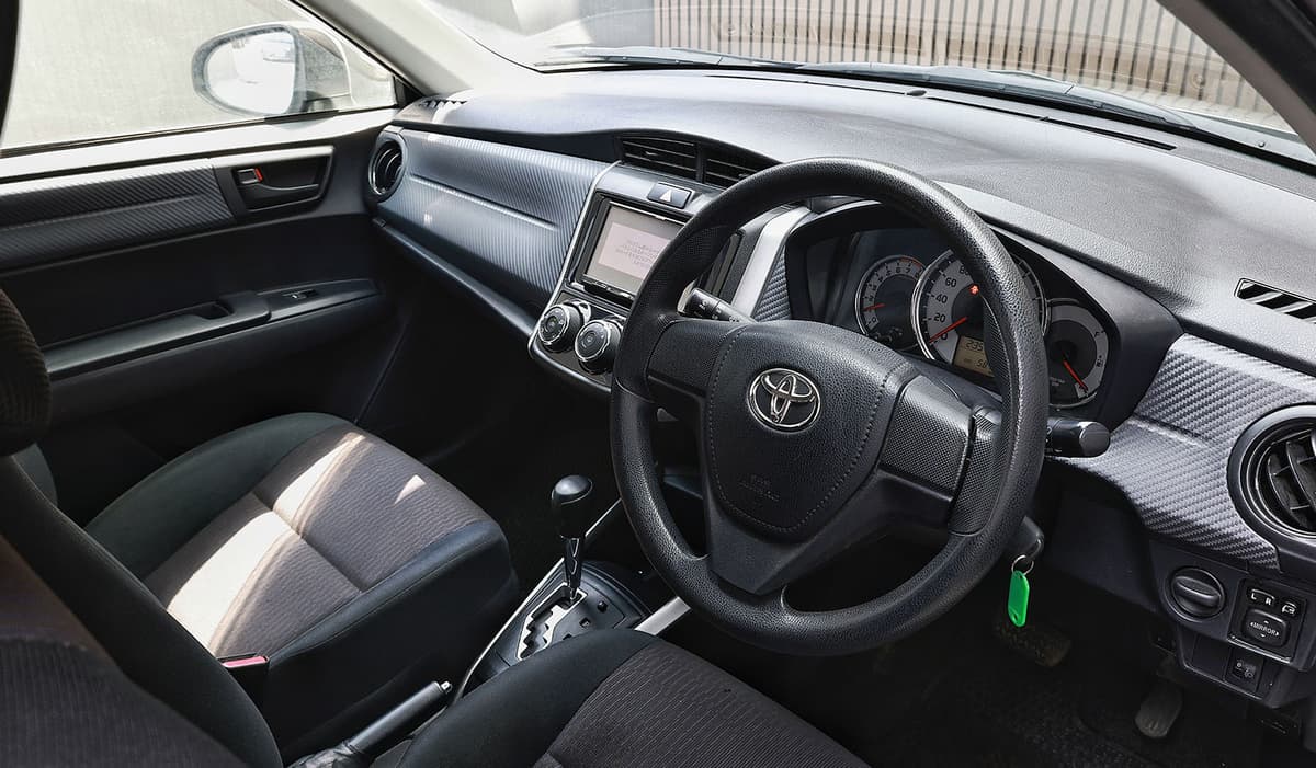 2013 Toyota Corolla Fielder 1.5X image-8