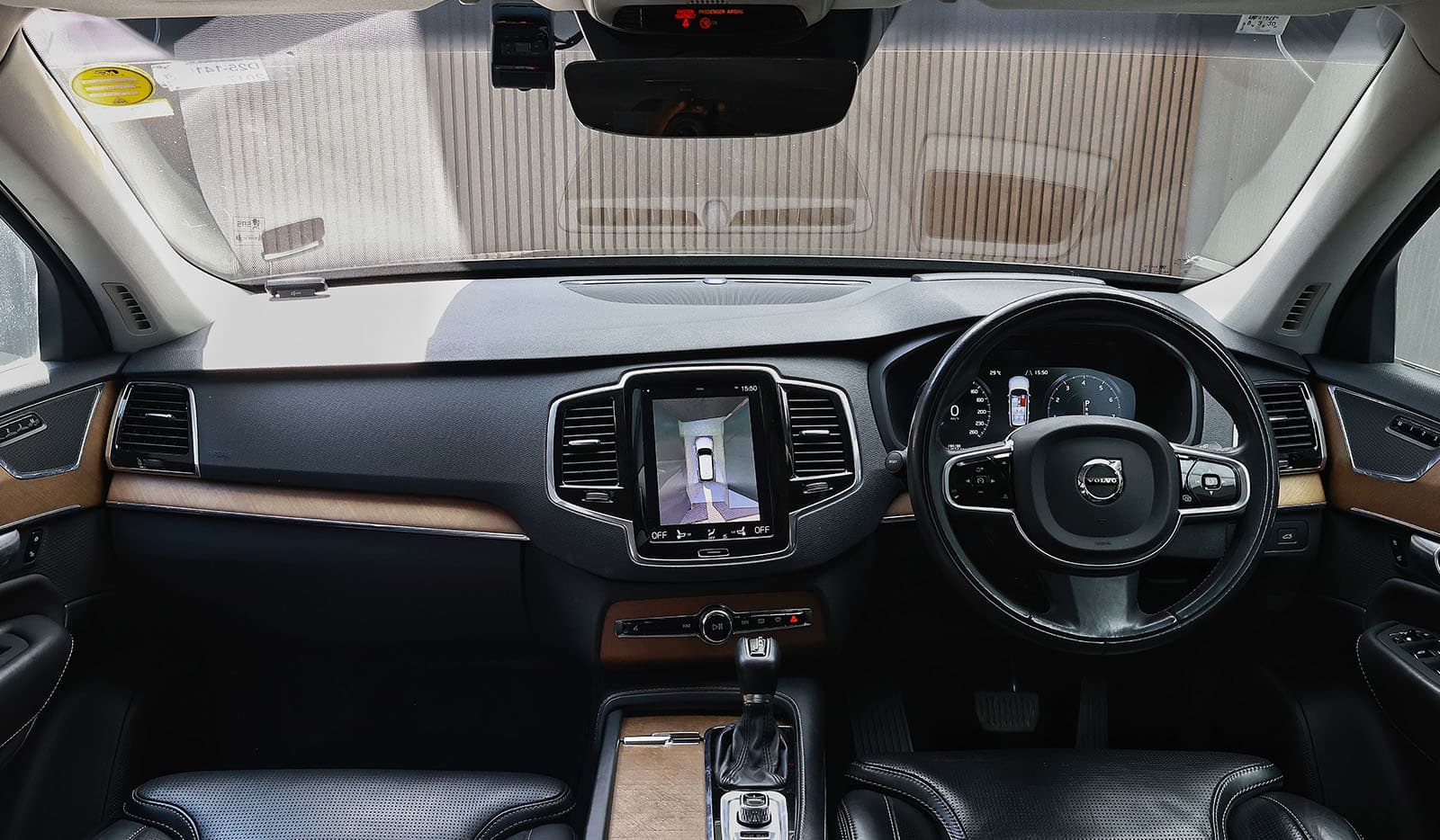 2017 Volvo XC90 T6 AWD INSCRIPTION image-8