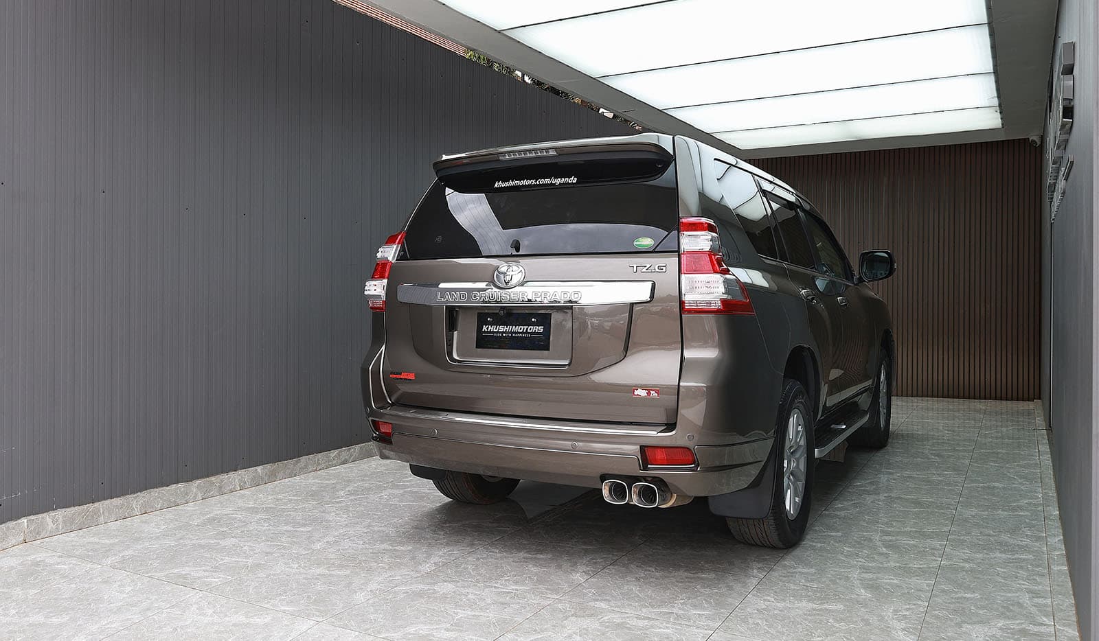 2017 Toyota Land Cruiser Prado image-6