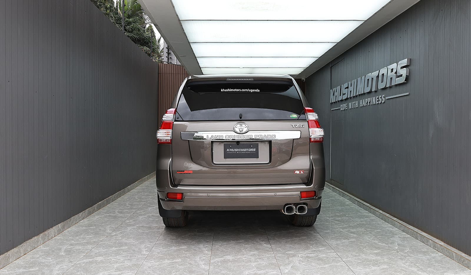 2017 Toyota Land Cruiser Prado image-5