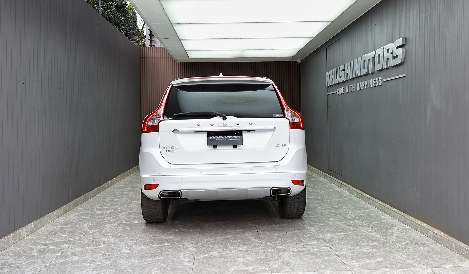 2017 Volvo XC60 D4 Clasic image-5