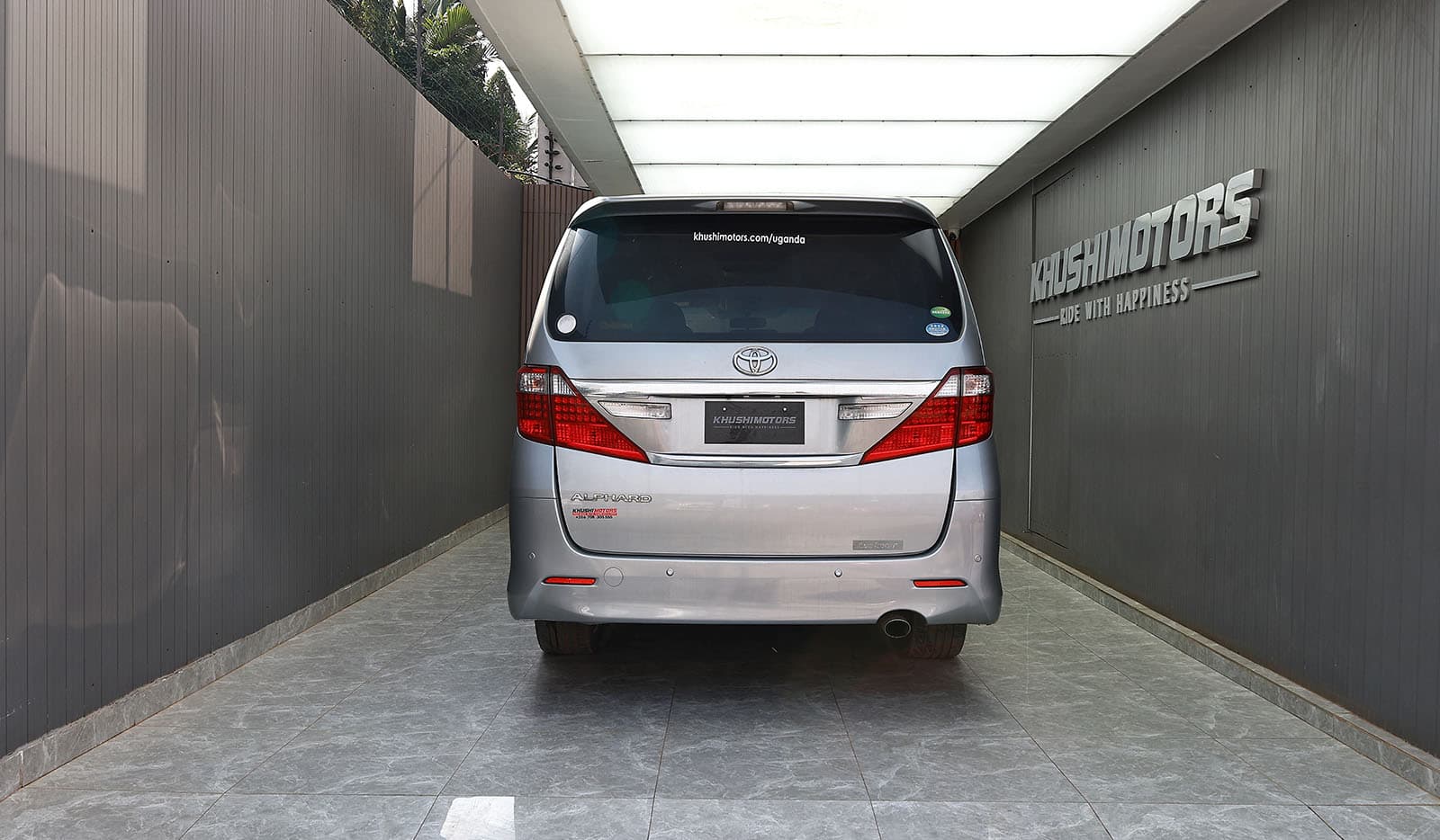 2012 Toyota Alphard 240S image-5