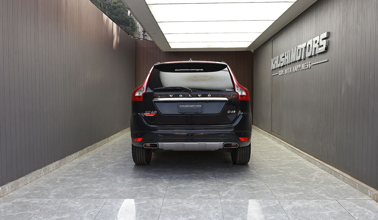 2017 Volvo XC60 D4 CLASSIC image-5