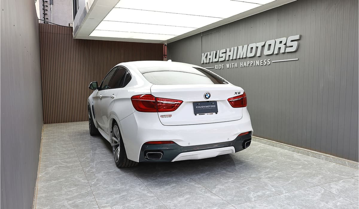 2016 Bmw X6 4WD image-4