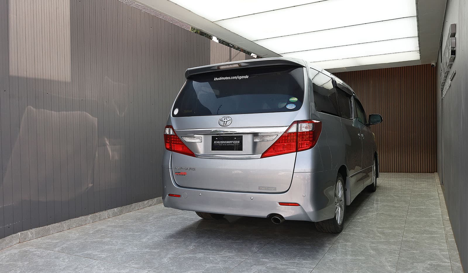2012 Toyota Alphard 240S image-4